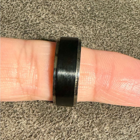 Titanium ring. - Picture 4 of 6